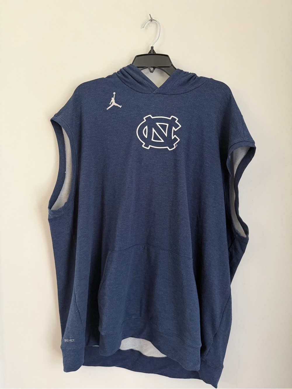 Men's Nike Jordan UNC North Carolina Tar Heels  Sleeveless Hoodie 3XL